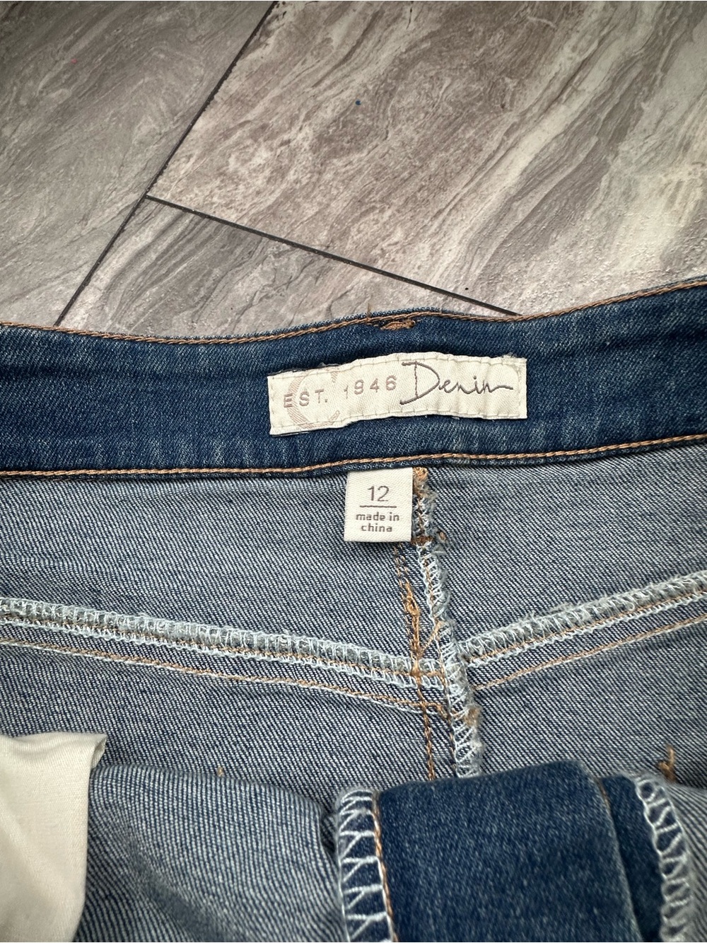 Cato Denim Skirt Womens Size 12 Blue Jean Skirt Embroidered Fringe Hem - Picture 3 of 7